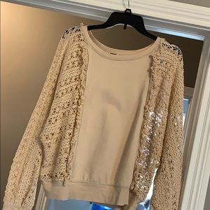 Super Cute sweatshirt from The Buckle